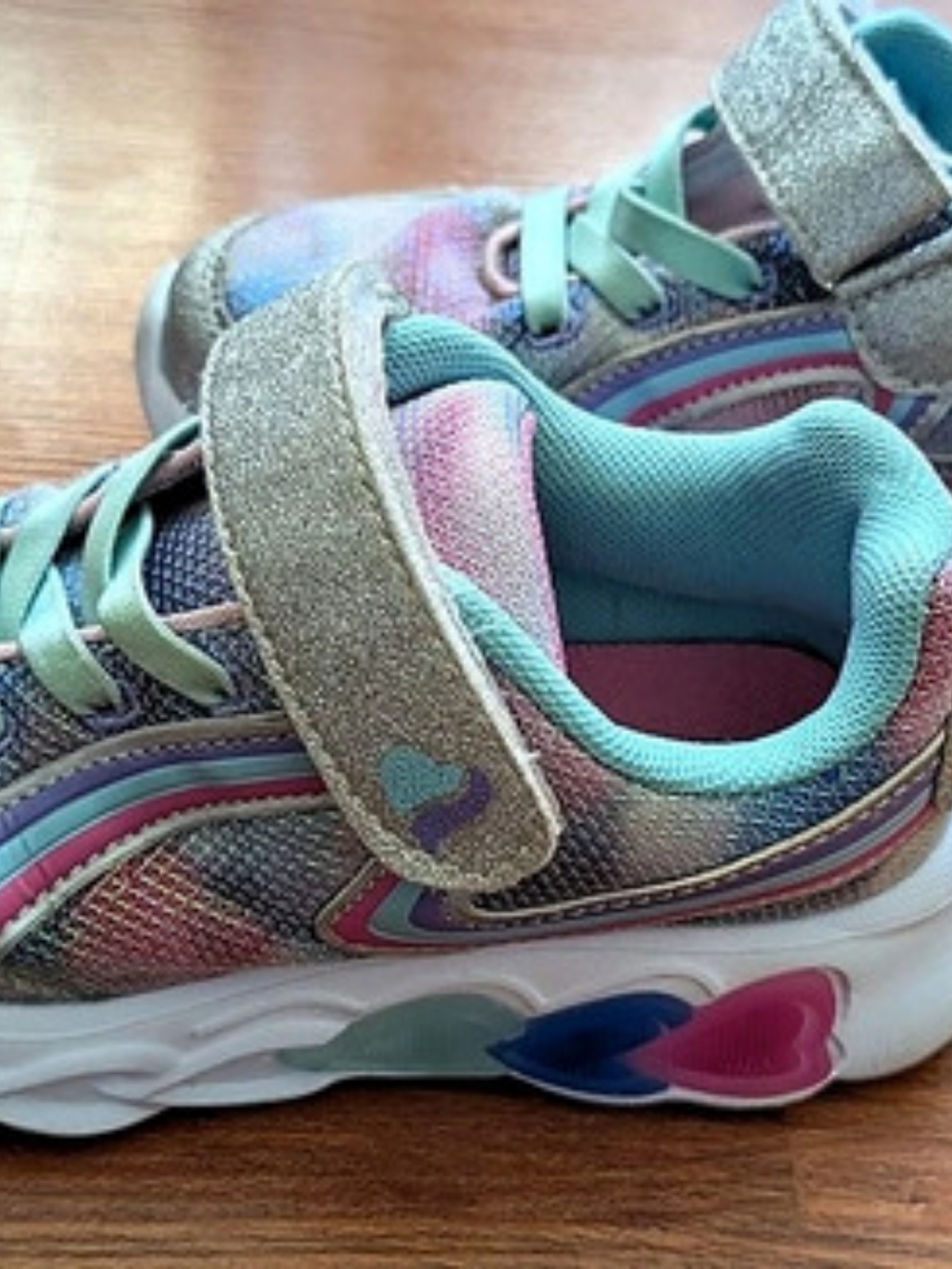 TRX Toddler Girls' Rainbow Hearts Light-Up Running Shoes size 11